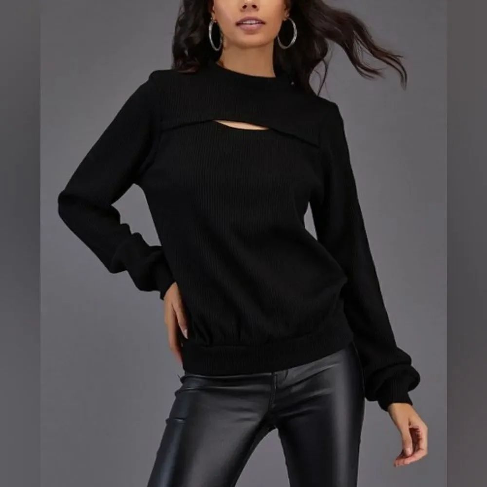 Milan Kiss Ribbed Cutout Sweatshirt sz Sm